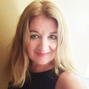 Meet your Posher, Connie